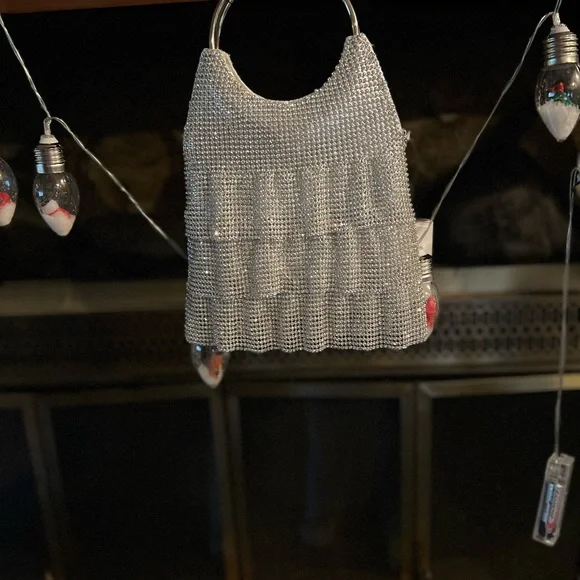 Silver Shimmer NWT small bag - Picture 3 of 9